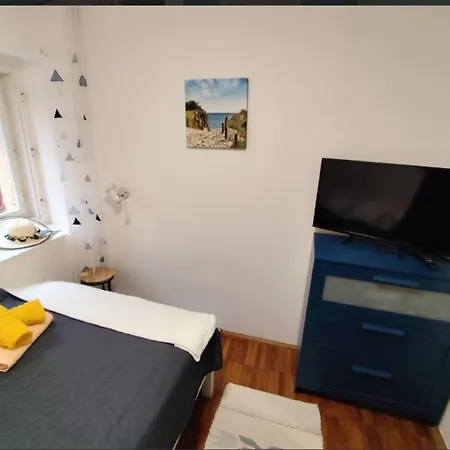 Apartman Mateo 2 Mit Meeresblick Und Mateo 1 Mit Gartenblick