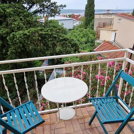 Mateo 2 Mit Meeresblick Und Mateo 1 Mit Gartenblick Apartman Selce